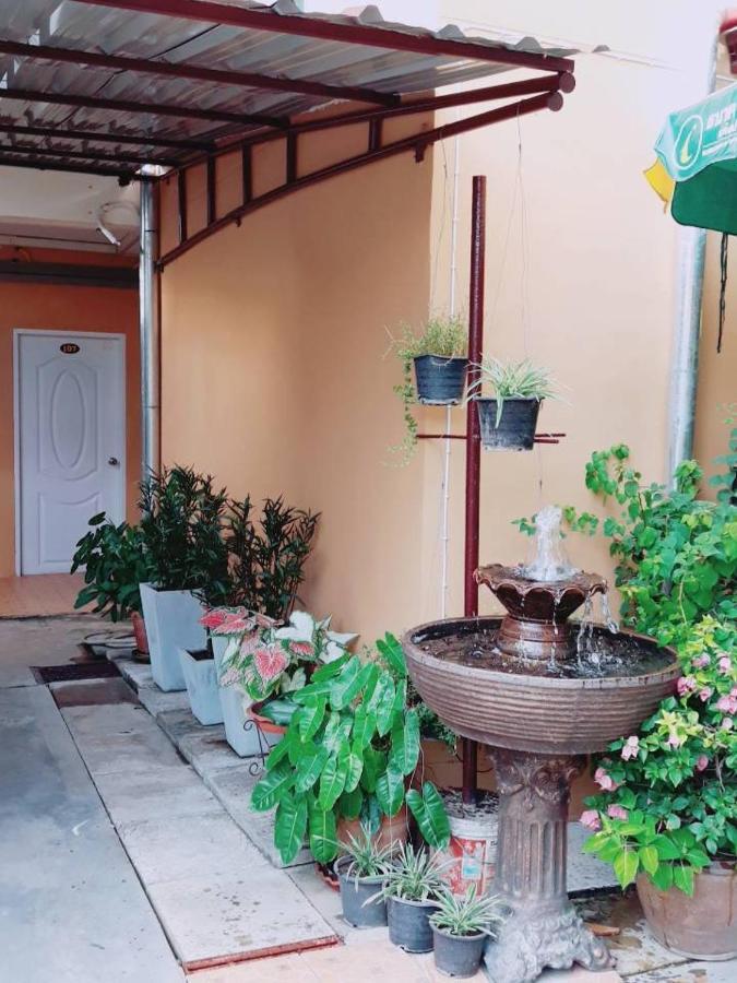 A.N. House Hotell Chiang Mai Exteriör bild